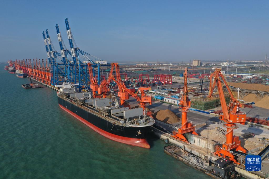 在服務和融入新發(fā)展格局上展現(xiàn)新作為&mdash;&mdash;廣西：寫好海上絲綢之路新篇章