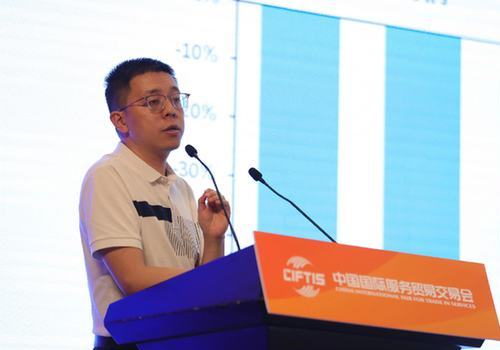 沃森生物國內營銷醫(yī)學市場部總監(jiān)楊虹偉：科學認識疫苗在老年人疾病預防中的價值