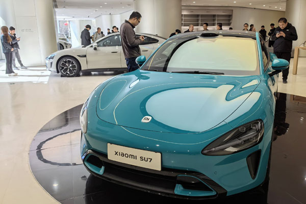 新能源汽車&ldquo;由大到強&rdquo;還要邁過幾道坎？