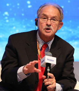 瑞士洛桑國(guó)際管理發(fā)展學(xué)院(IMD)創(chuàng)新管理學(xué)教授比爾&bull;費(fèi)舍爾